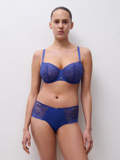 Chantelle Orígins Half Cup Bra in Blue Klein. Chantelle Day to Night. electric blue bra. half cup bra. balconette