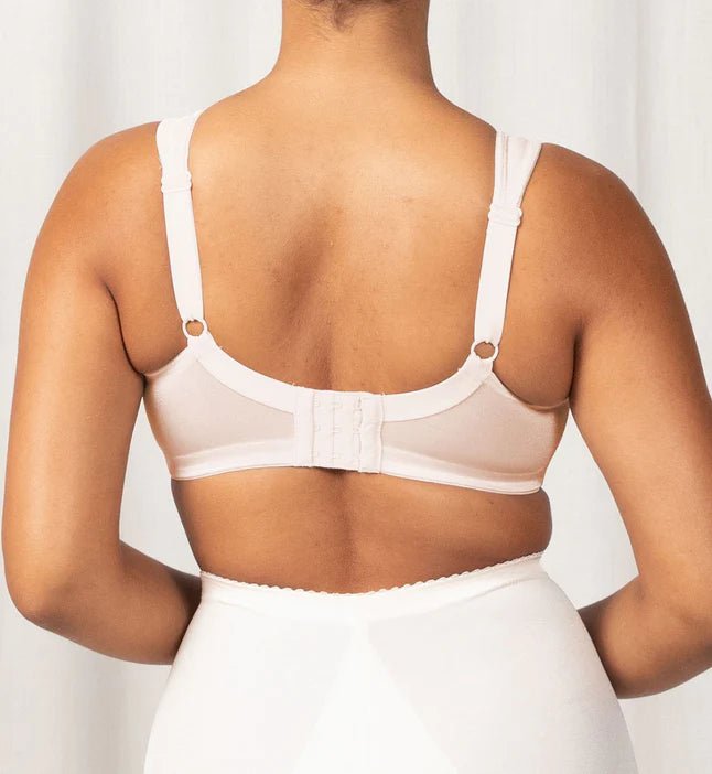Back view of the Triumph Endless Comfort Bra in Fresh Powder with padded straps and wide back support—shop The Foundation collection.