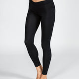 Viscose Modal Legging in black, showing natural drape and comfort-focused fit.