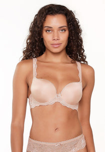 Front view of LingaDore Daily Smooth Gel Push Up Bra in Blush featuring soft blush colour and natural lift.