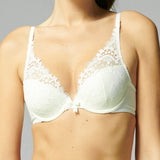 Close up of Simone Pérèle Wish Push-Up Triangle Bra in Natural, featuring scalloped lace edges, plunge shape and memory foam cups.