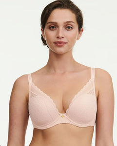Front view of Chantelle Norah Chic Plunge T-Shirt Bra Dusky Pink on model featuring chic lace and flattering plunge neckline.