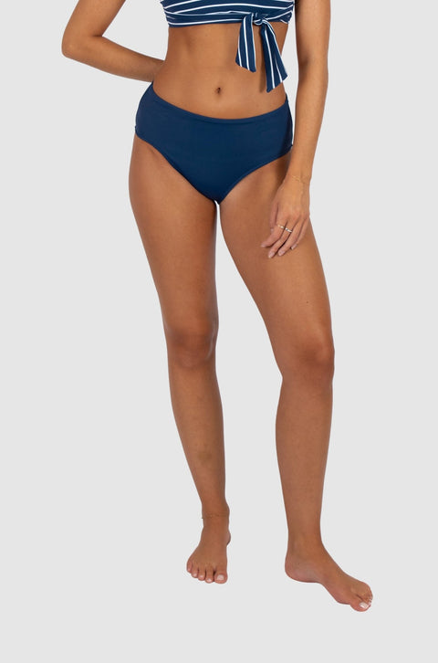 All Aboard Solid Mid Pant Indigo