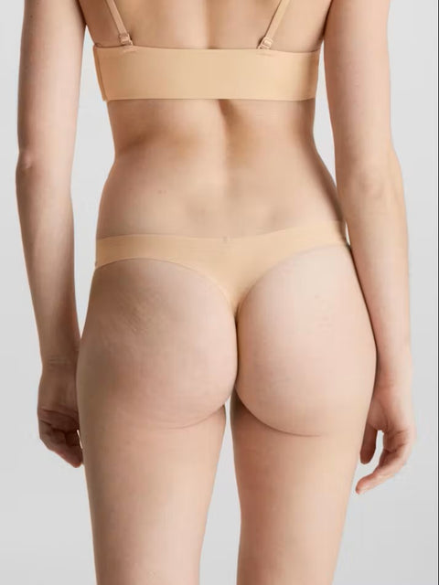 Invisibles Thong Light Caramel