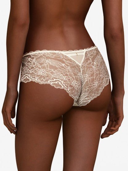 Back of The Foundation’s Waltz Shorty Brief in Milk – soft cotton gusset and sheer lace with delicate scalloped edge for a graceful silhouette.