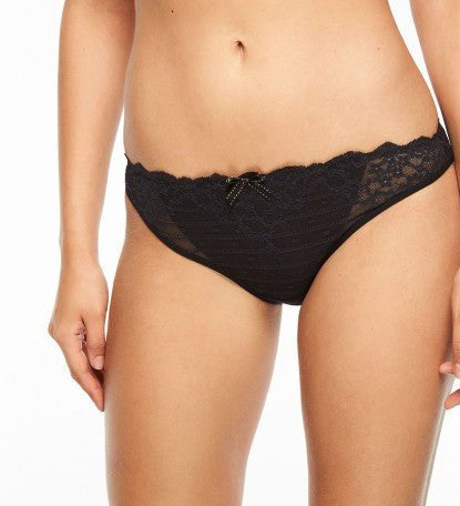 Chantelle Rive Gauche Brief Noir front view – lace bikini brief photographed for The Foundation