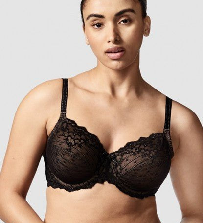 Chantelle Rive Gauche 3 Part Full Coverage Bra in Noir, worn by model, showing full cup unlined lace and natural lift support.