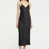 Silk Long Nite V Neck Black