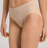 Hanro Moments Midi Lace Back Briefs Beige