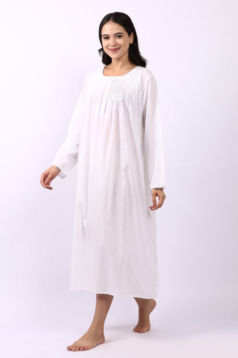 Sara Pintuck Long Sleeve Nightdress White