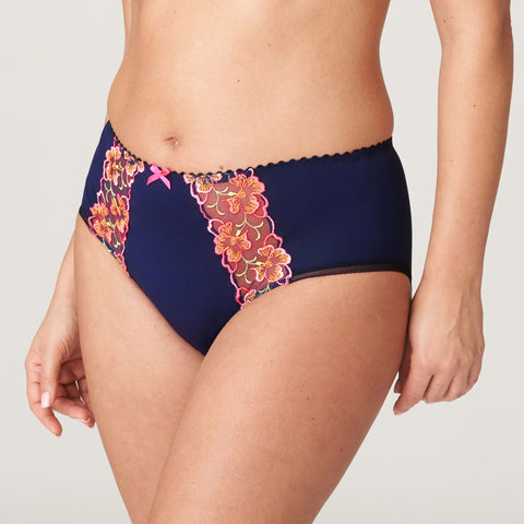 PrimaDonna Devdaha Full Brief – side angle showing full coverage fit with pink floral detail and smooth mesh sides.