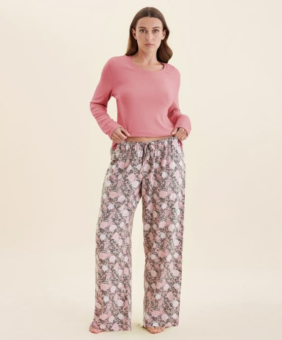 soft brushed lounge set. Papinelle feather soft top and brushed cotton blend pants flannelette