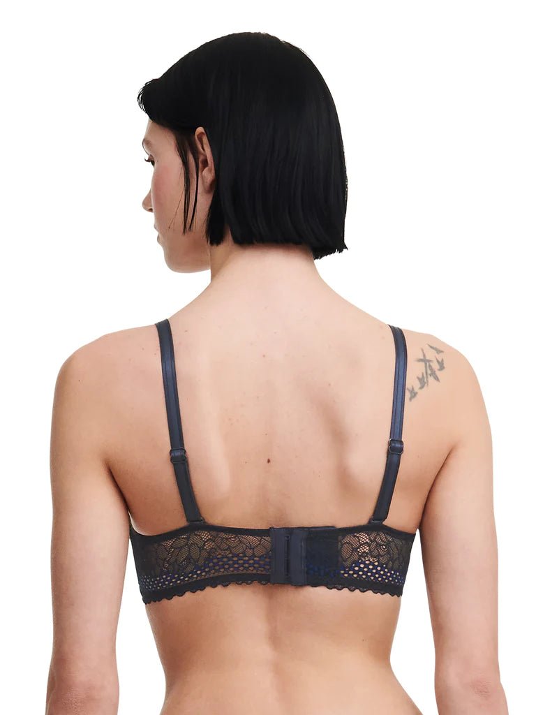 Back view of the Pila Wirefree Bra featuring delicate lace detailing and adjustable straps for a personalised, comfortable fit.