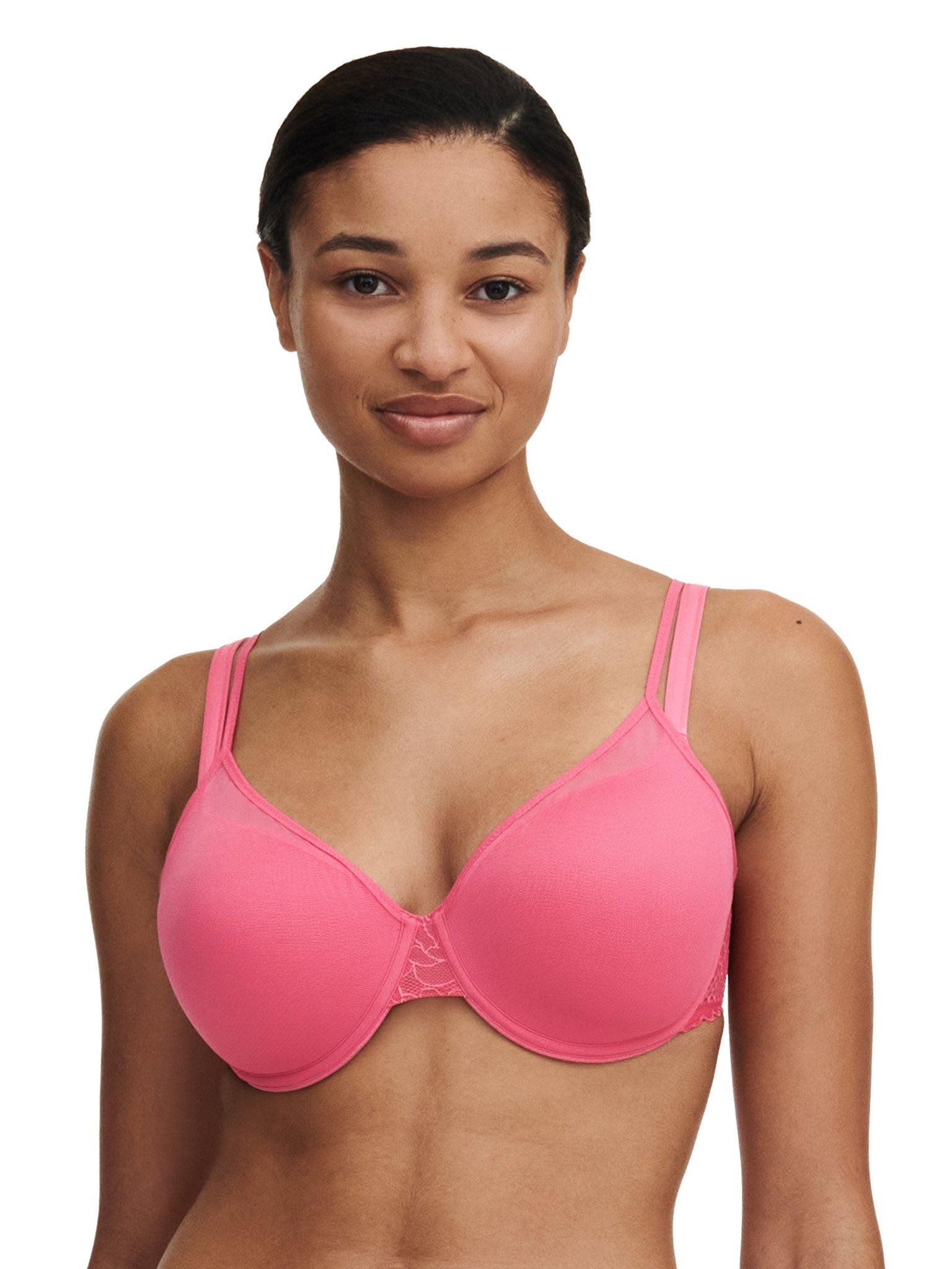 front view of Model wearing the Pila Spacer Bra in Love Pink/Peach, showcasing a full-coverage, breathable fit – The Foundation.