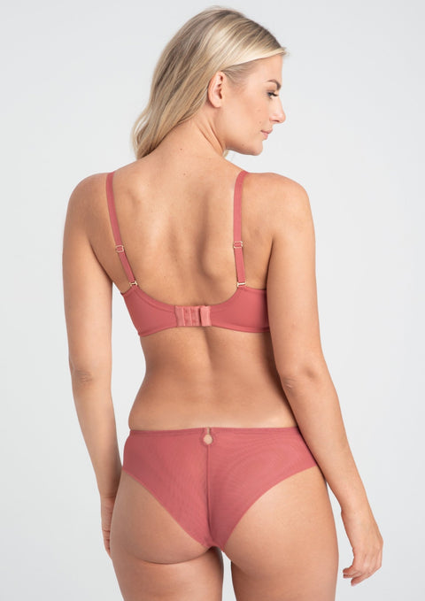 Back view of Perla Soft High Apex Bra Rosy, showcasing contour fit and support—shop Samanta lingerie at The Foundation.