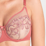 Close-up of lace and cup structure on Samanta’s Perla Soft High Apex Bra in Rosy—available at The Foundation Australia.