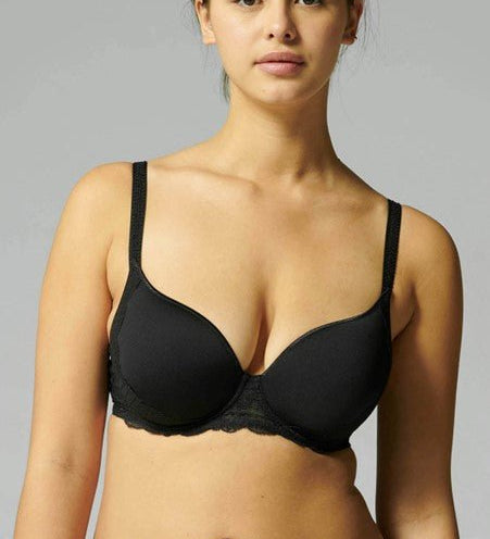 Front view of Reve 3D Plunge Contour Bra Black, showing smooth underwired cups and plunge neckline