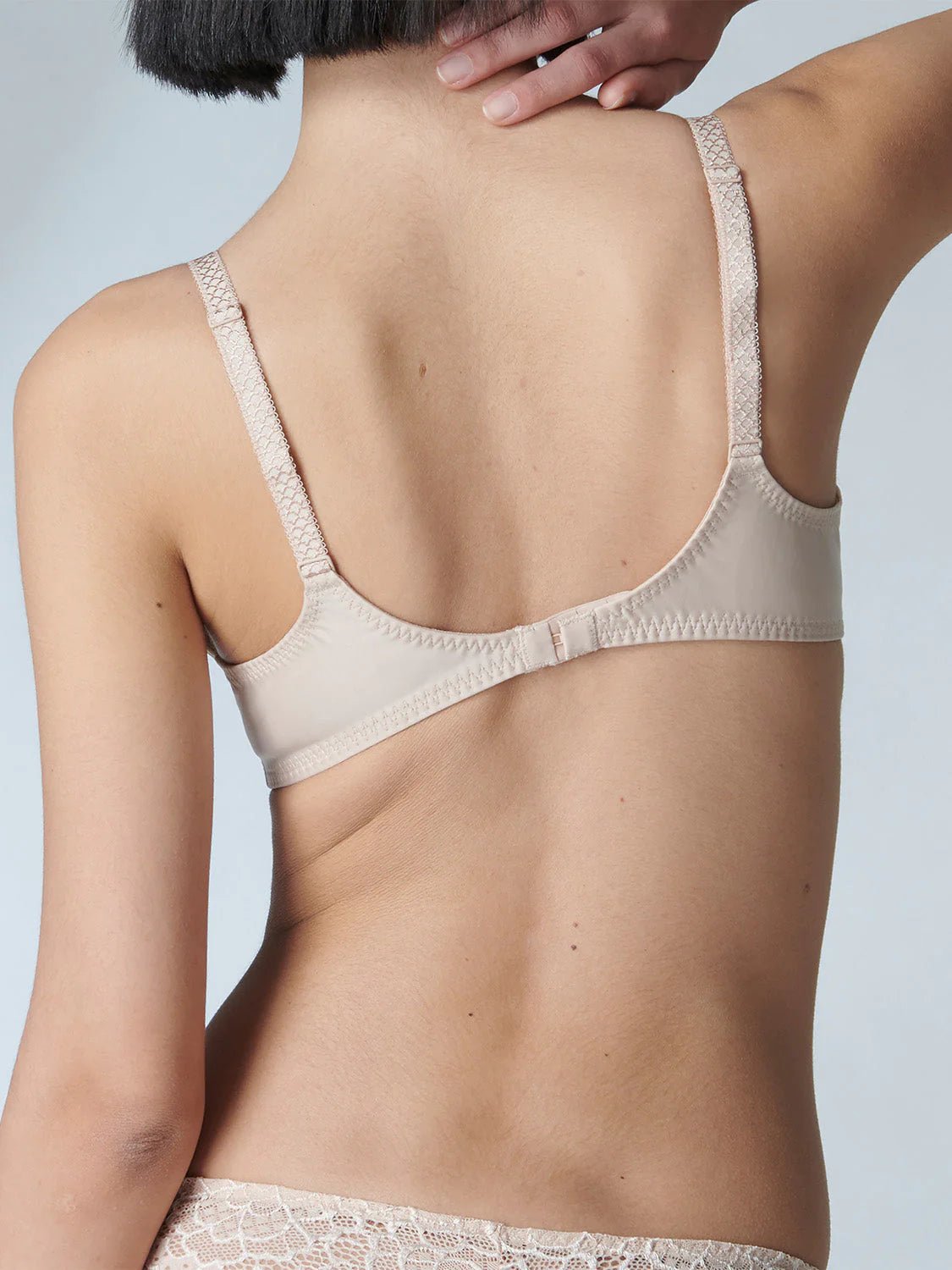 Back view of the soft cup bra in Peau Rose with scalloped lace straps—The Foundation