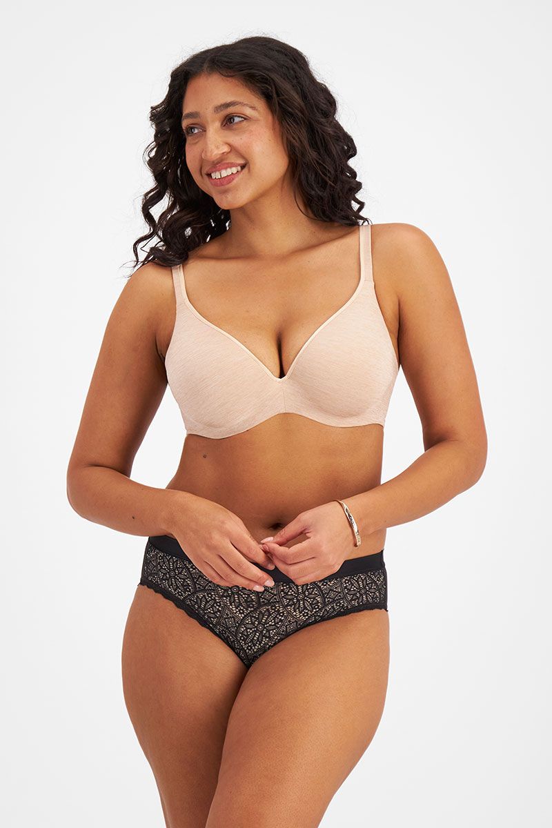Berlei Barely There Bra in Skin – side view showing cushioned straps and a smooth silhouette.