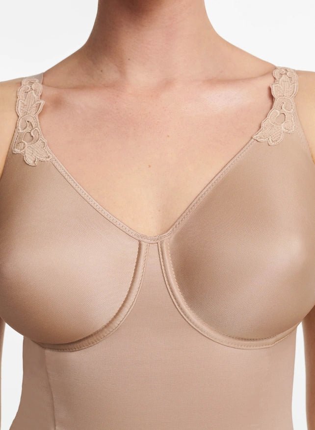 Close-up of Chantelle Hedona Bodysuit Nude, focusing on smooth cups and supportive straps, detailed image from The Foundation.