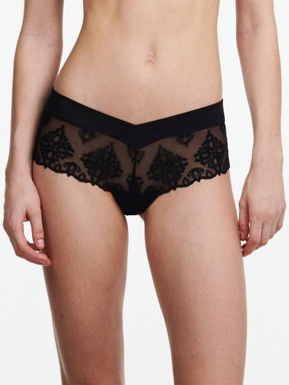 Front view of The Foundation’s Chantelle Shorty Brief in Black, designed with embroidered lace and a V-shaped waistband.