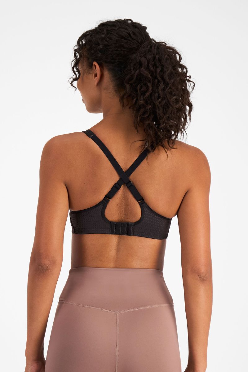 Berlei Electrify mesh sports bra in black for women YYN7 cross back