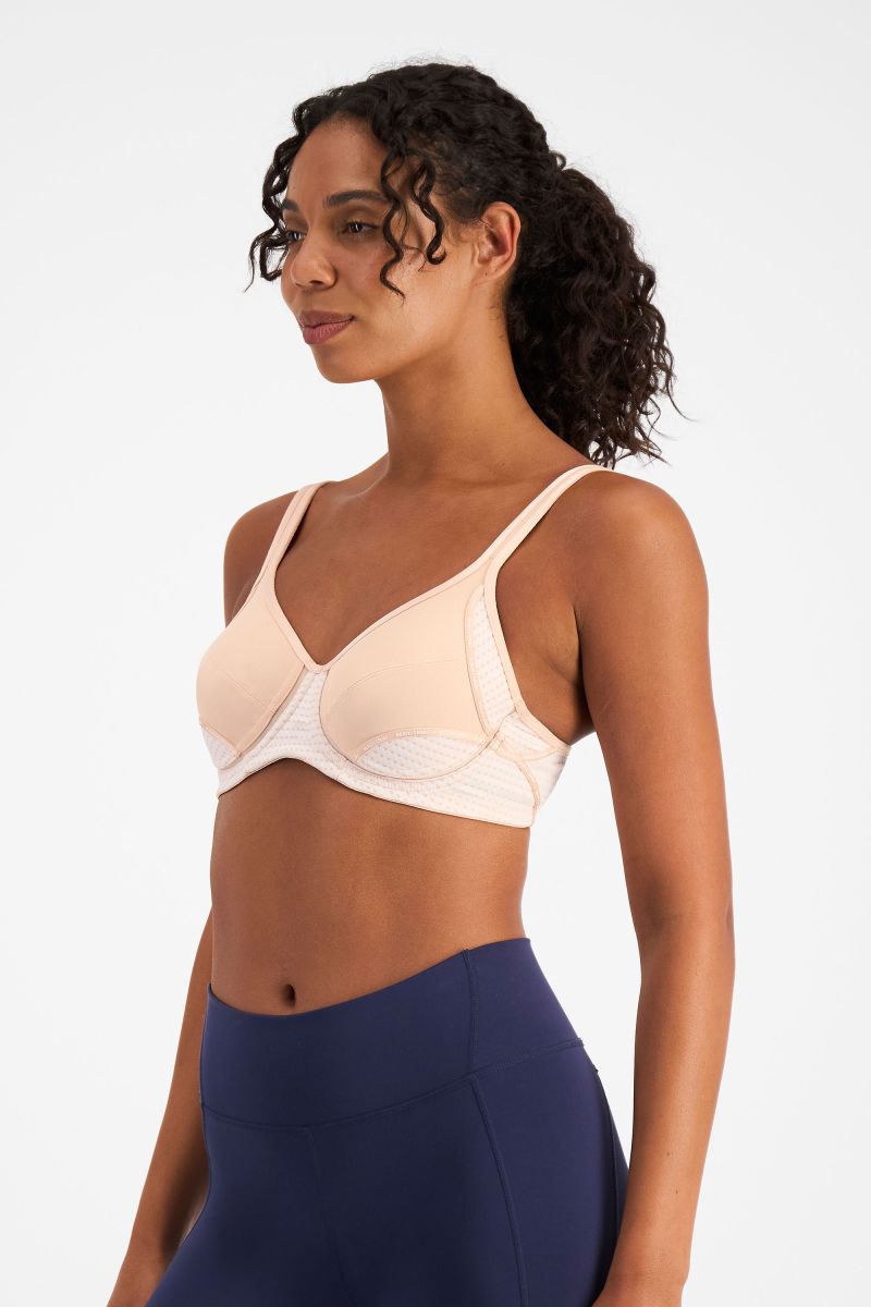 Berlei Electrify Mesh underwire sports bra in nude glow for women Style YYN7  for high impact sports slim body shape angle view