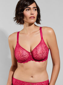 Empreinte Cassiopee Underwire Seamless Full Cup Bra in Lipstick, front view, plus-size model, moulded lace bra for fuller busts, luxury French lingerie.