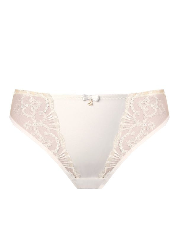 Flat lay of Perla Thong Ivory – front view with lace detail – The Foundation