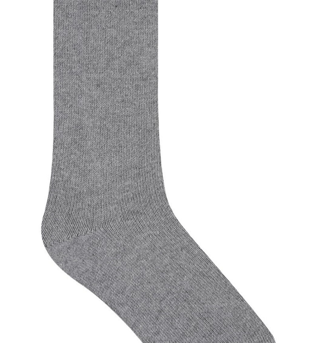 Wool Cashmere Socks Mid Gris Flanelle, displayed flat, from The Foundation, showing luxury blend grey socks for warmth and comfort.