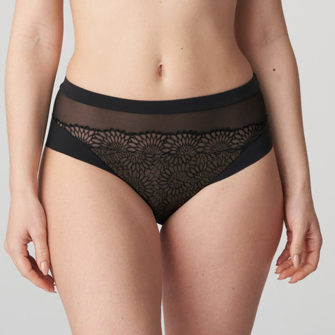 Front view of PrimaDonna Sophora Full Brief Black – elegant high waist lingerie with bold embroidery.